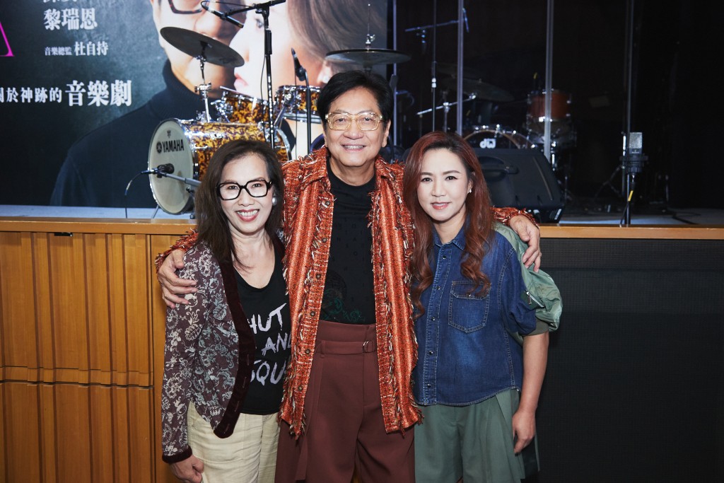 太太战胜癌魔如神迹 陈友把经历搬上舞台