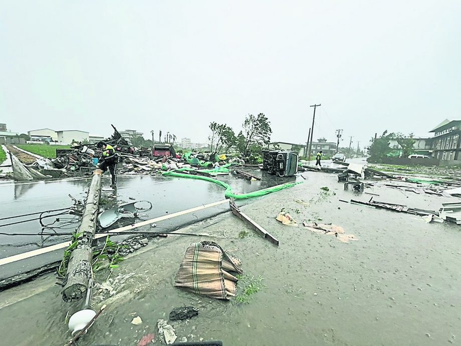 头∕封面有文) 强台康妮登陆台东 威胁仍未除