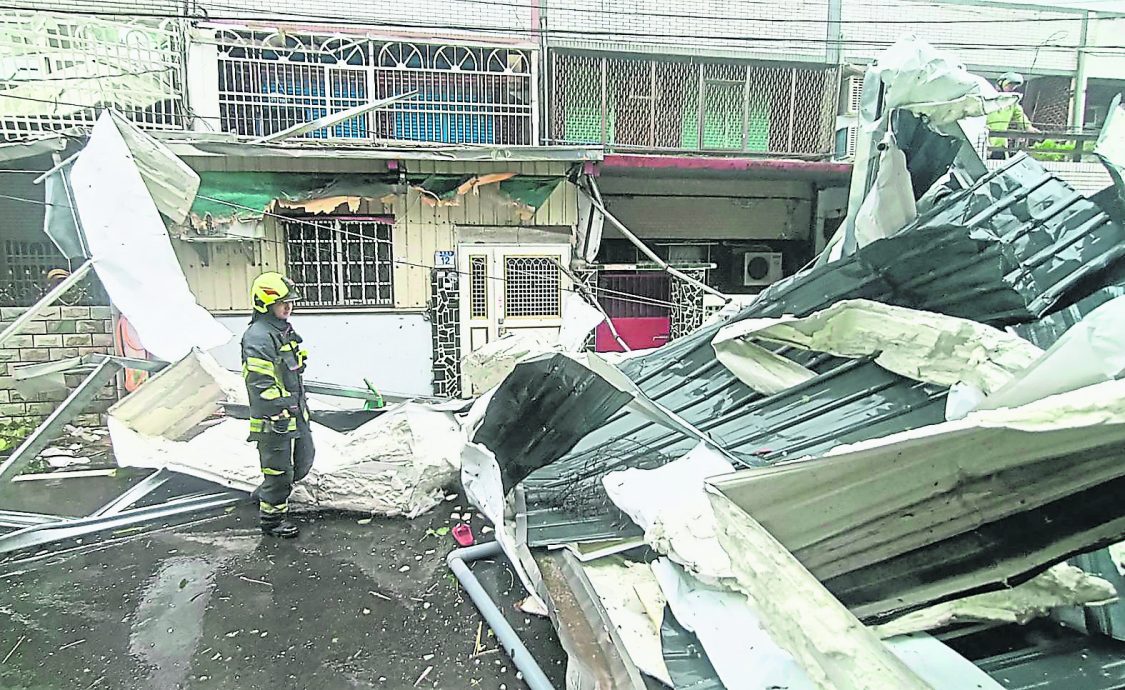 头∕封面有文) 强台康妮登陆台东 威胁仍未除