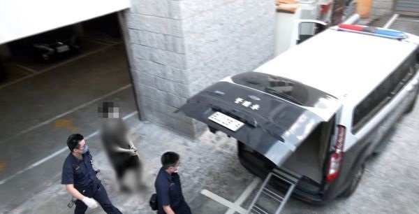 少年偷开车撞死3人/3死者多处重创骨折亡 父道歉不会教小孩