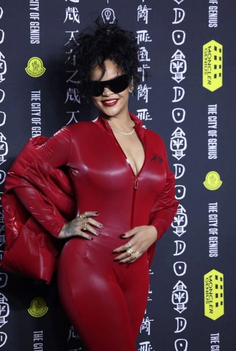 巨星同场拼红气 安妮希达薇走样?