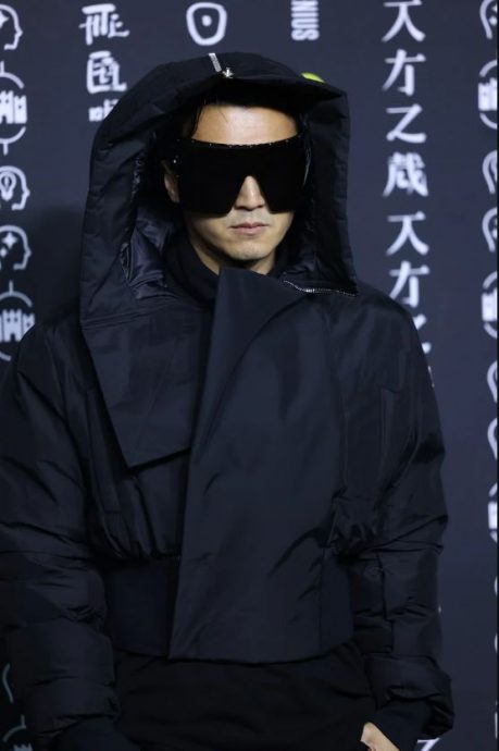 巨星同场拼红气 安妮希达薇走样?