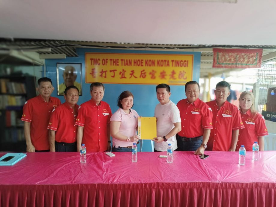 *已签发* 柔:【特稿】神庙暖心接管安老院,用爱为23名老人撑起这所“温暖的家”