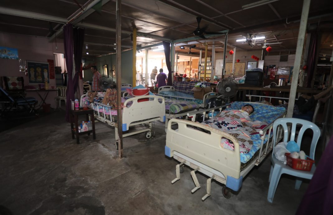 *已签发* 柔:【特稿】神庙暖心接管安老院,用爱为23名老人撑起这所“温暖的家”