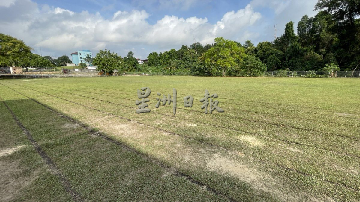 *已签发* 柔:宽四耗资80万建柔南首个校园塑胶跑道,明年新学年启用