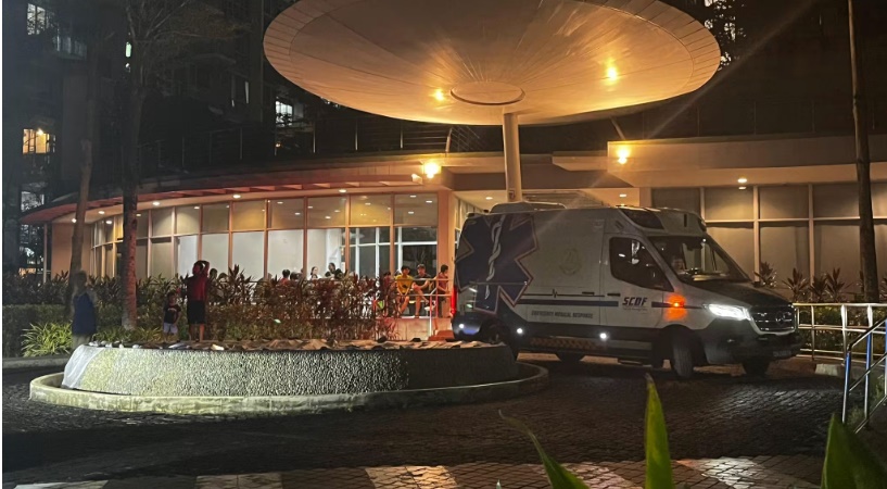 *已签发*柔:狮城二三事:狮城1公寓单位失火 居民:听到爆炸声