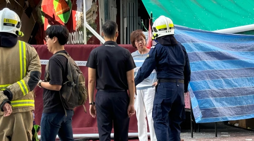 *已签发*柔:狮城二三事:狮城2店屋爆炸坍塌 | 疑餐馆内易燃气体积聚 狮城民防:致店屋爆炸部分坍塌