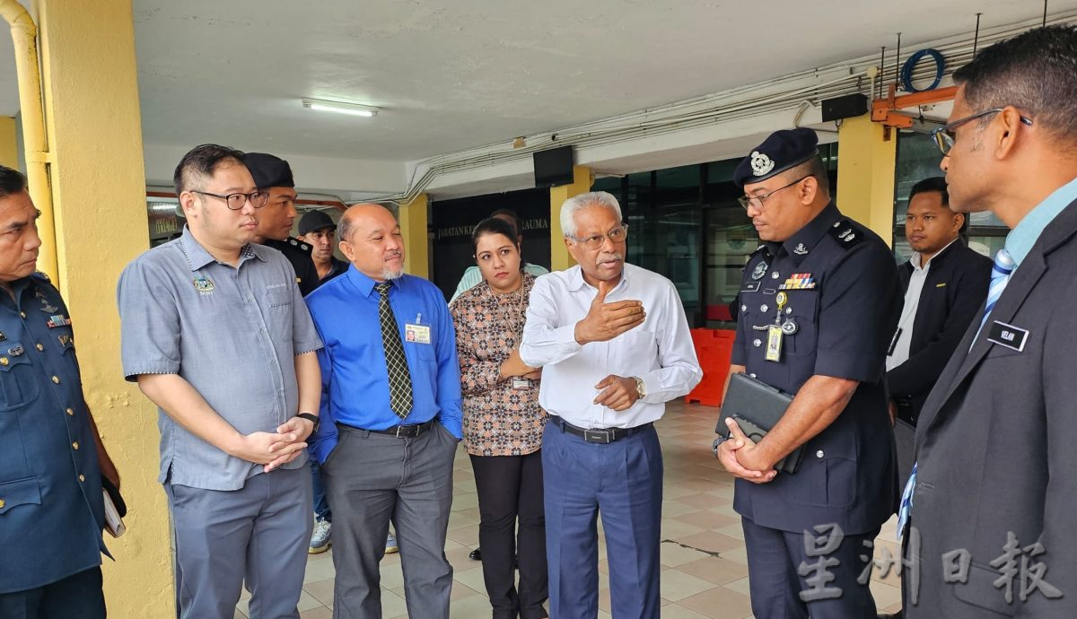 怡中央医院大路旁“三不停”区域 免阻碍交通