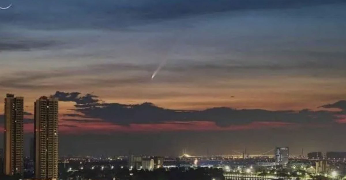 拼盘 已签 6万年一遇!紫金山-阿特拉斯彗星现踪 民众肉眼可直击