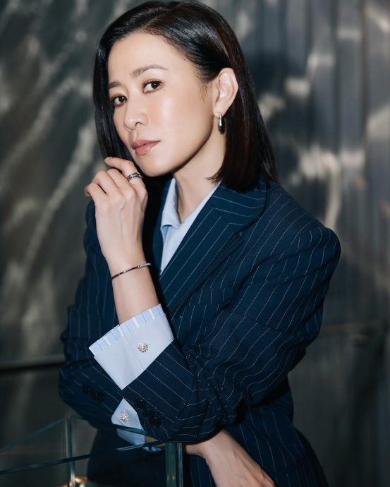 无线开拍律政剧 网推佘诗曼张可颐演“正义女神”