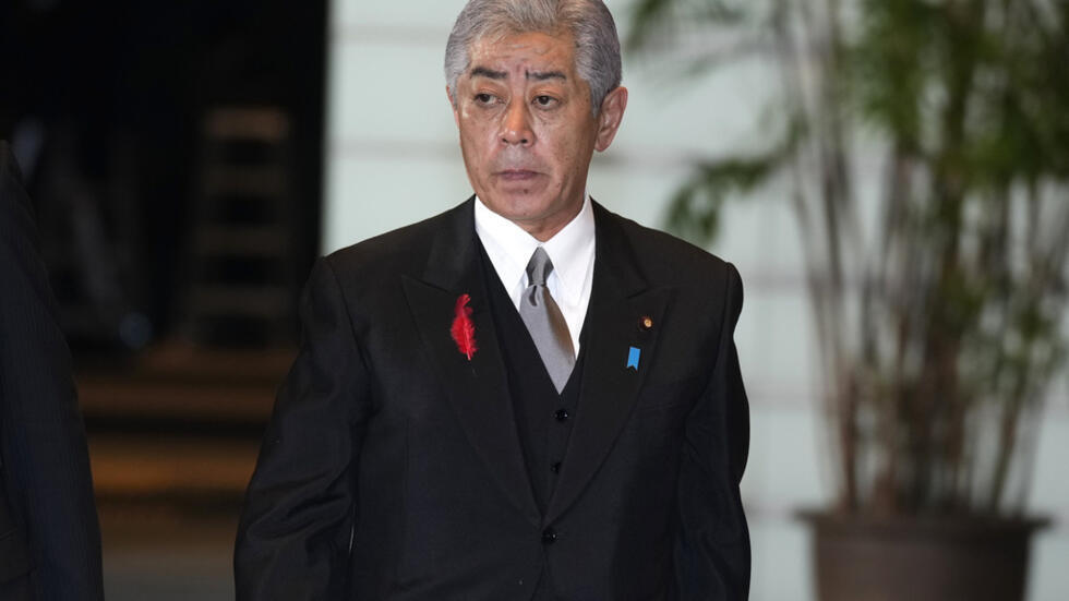 日本新外相岩屋毅:“严正关注”中方军事活动增加