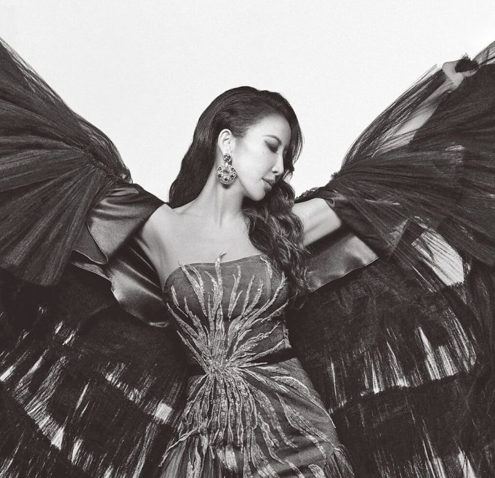 李玟离世1年遗作曝光 二姐:她的声音最宝贵