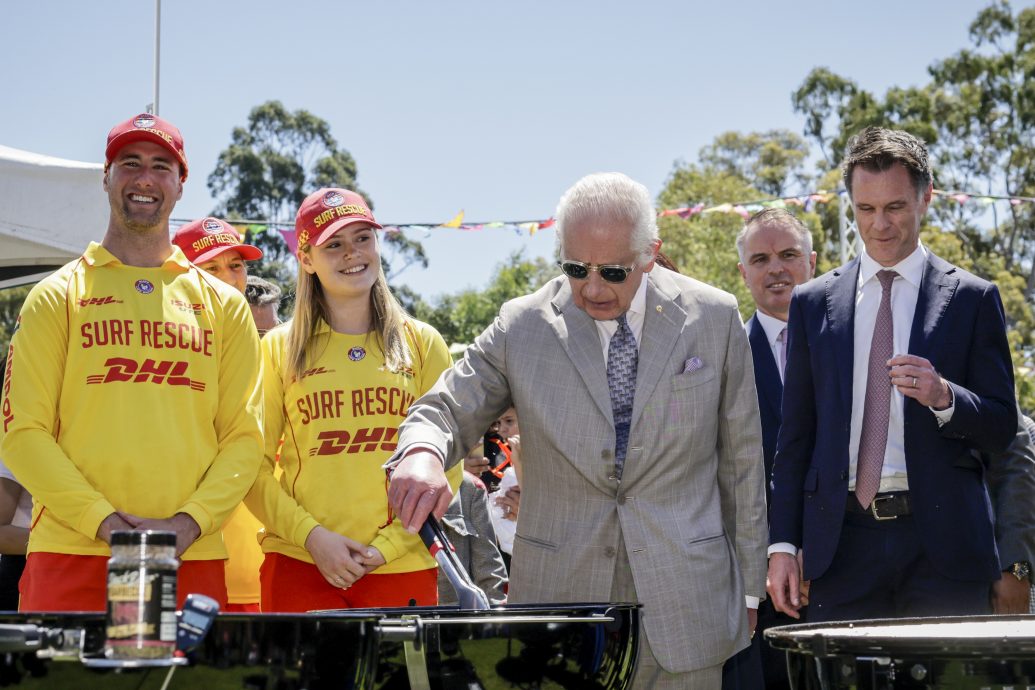 查尔斯访澳最后一天 悉尼歌剧院会民众作结束