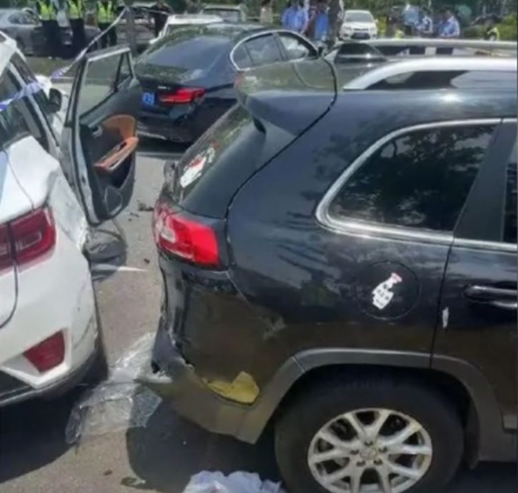 江苏司机6秒撞3车伤4人 网民热议:说明马路炸弹不止女性