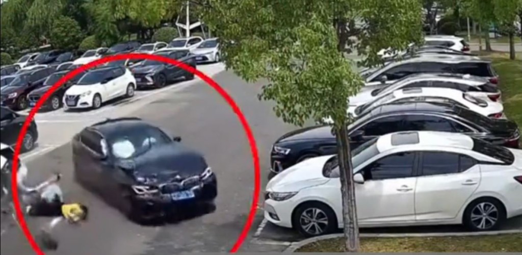 江苏司机6秒撞3车伤4人 网民热议:说明马路炸弹不止女性