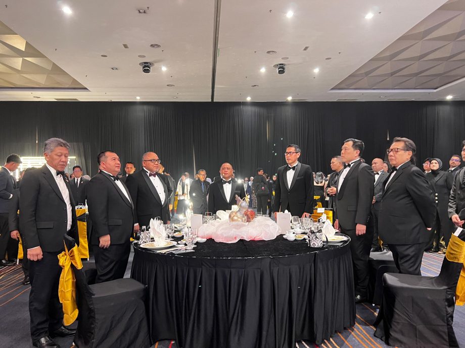 沙拉尼:霹835万游客目标可达 国内外留宿游客显增