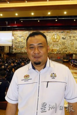 版头之一 *已签发* 柔:佛光山新马寺与柔教育局首联办,为1500名SPM考生祈福