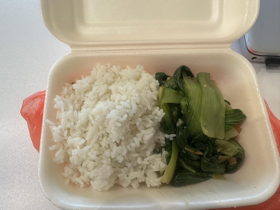 白饭+青菜收5令吉 “这收费正常吗?”