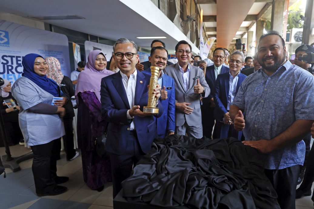 网络安全法案非限制言论自由 · 法米:旨在遏制社媒犯罪活动