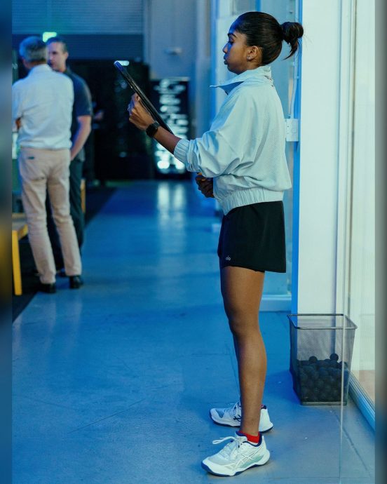 美国壁球公开赛 茜娃因伤退赛