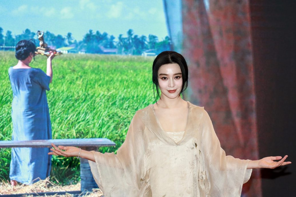 范冰冰吐槽片酬高都是烂角色 喊话导演:把我当垃圾使