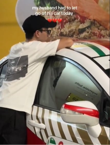 视频|狮城男与“小老婆”道别泪满脸 老婆:他流泪我也心碎