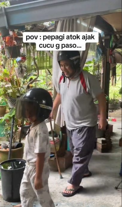 视频|祖孙共骑上巴刹温馨可爱 网民:想念我的阿公阿嫲!