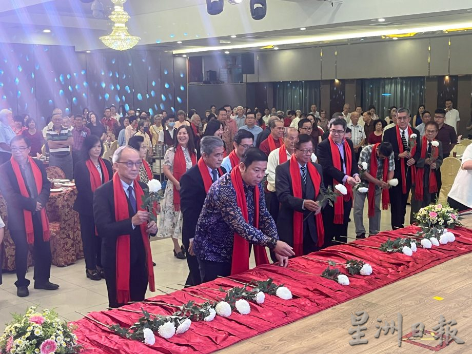 锺燊庆:优大被征税形同父母免税 但学子需缴税