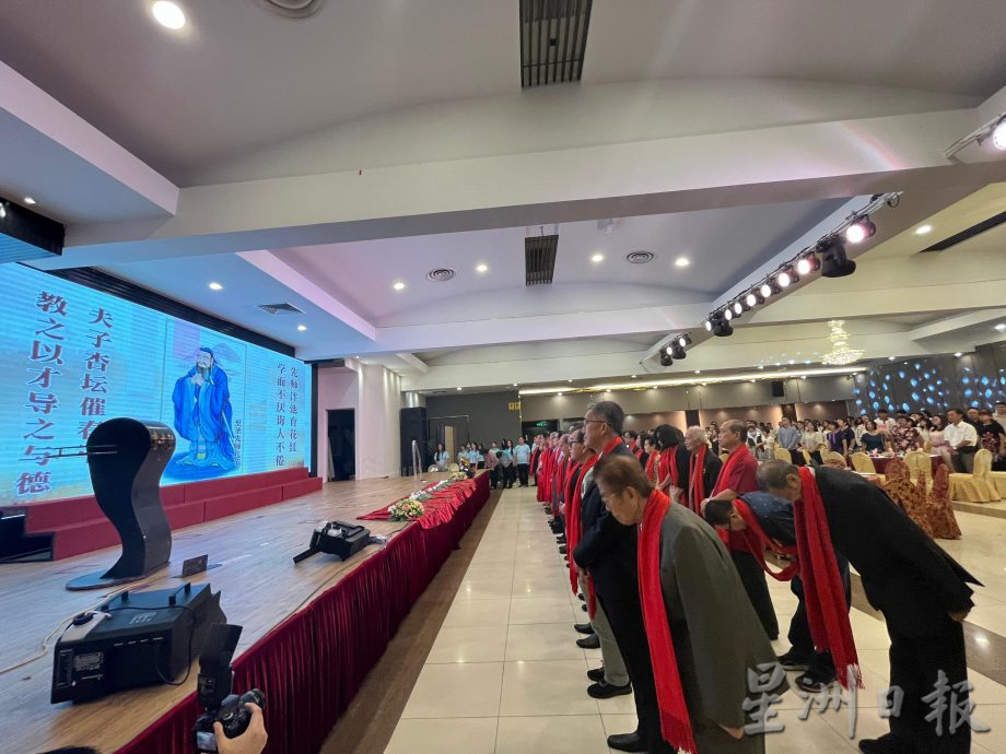 锺燊庆:优大被征税形同父母免税 但学子需缴税