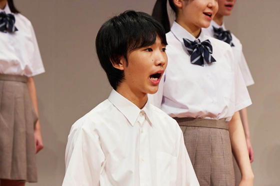 陈头头／【日本电影节】山下敦弘，鲁蛇与糖衣