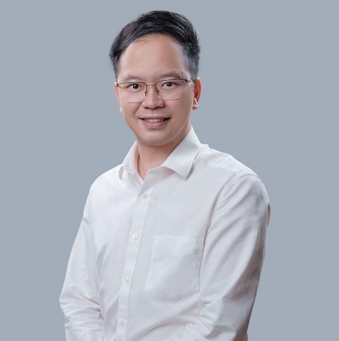 霹:封面主文/车撞店频仍引市民关注 商家提高警觉减风险