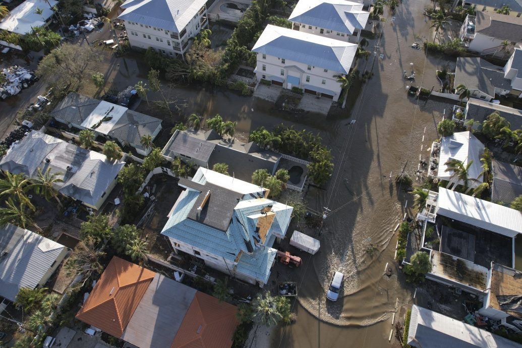 飓风米尔顿肆虐美佛州!至少16死 灾损恐逾500亿美元