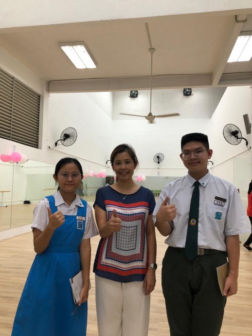 (2/10见报)大都会//(年轻人)《公中STEAM实验室,二十一世纪教室和舞蹈室开幕》