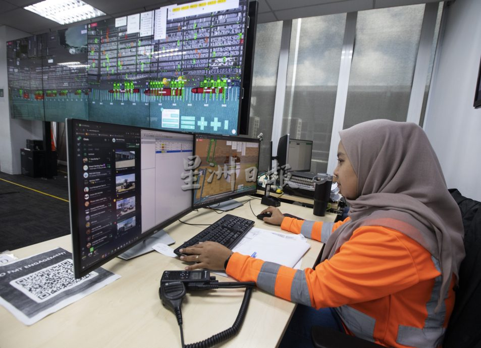 (3/10见报)星角摄/图说大马(10月3日刊):丹绒柏乐巴斯港口的数字化与自动化无人驾驶技术