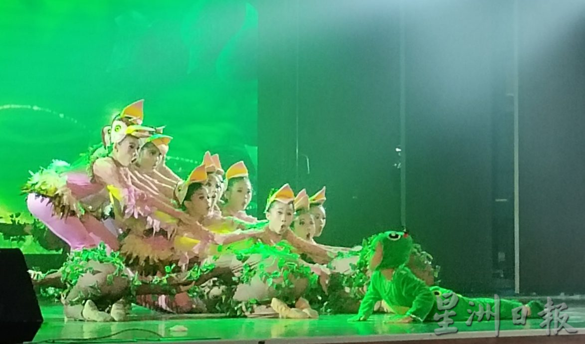 星角摄/台上一分钟,台下十年功