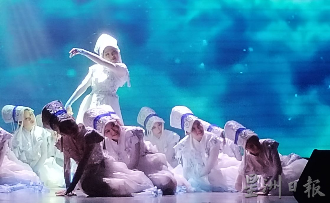 星角摄/台上一分钟,台下十年功