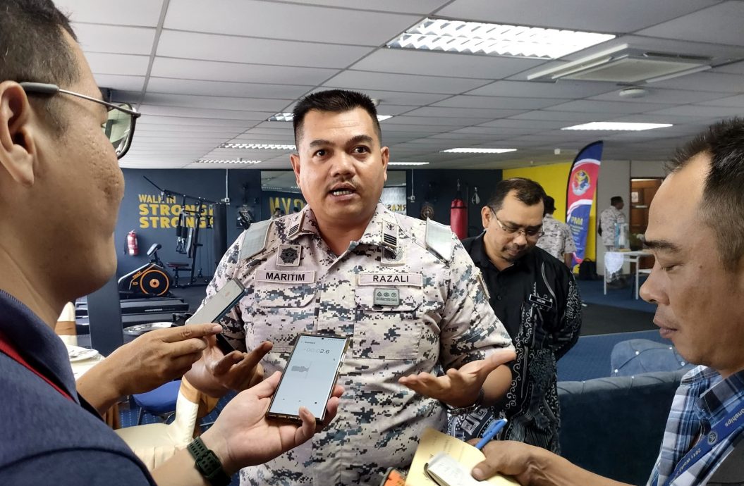 (全国版)中国军舰停泊槟码头 槟海事执法机构:无安全课题