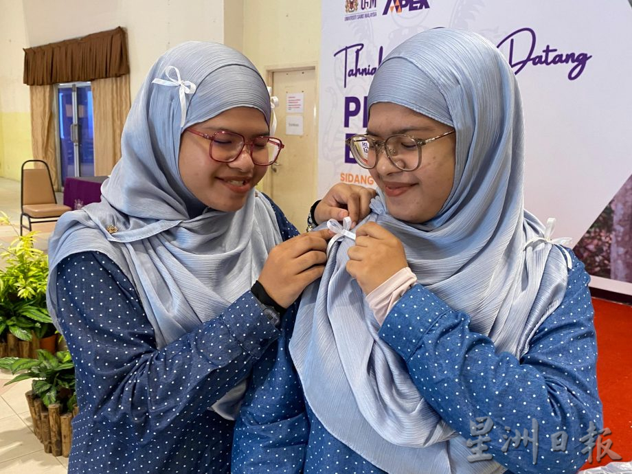 (全国版)理大迎4807新生报到 5对双胞胎引瞩目