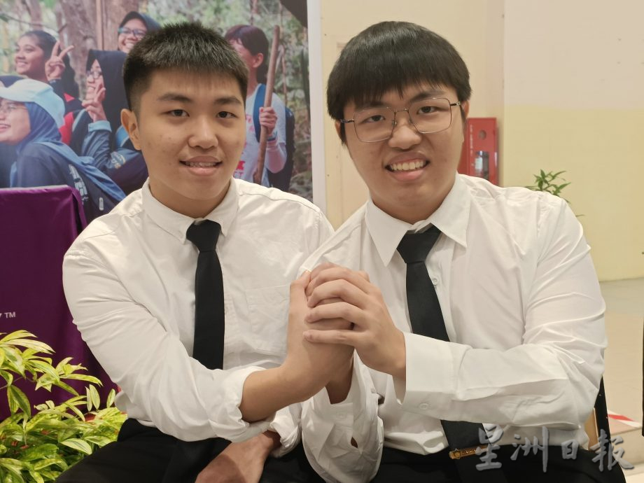 (全国版)理大迎4807新生报到 5对双胞胎引瞩目