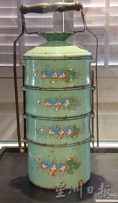 (古城封底主文)传统饭格勾起怀旧回忆