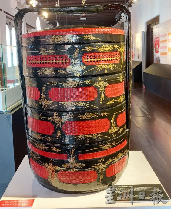 (古城封底主文)传统饭格勾起怀旧回忆