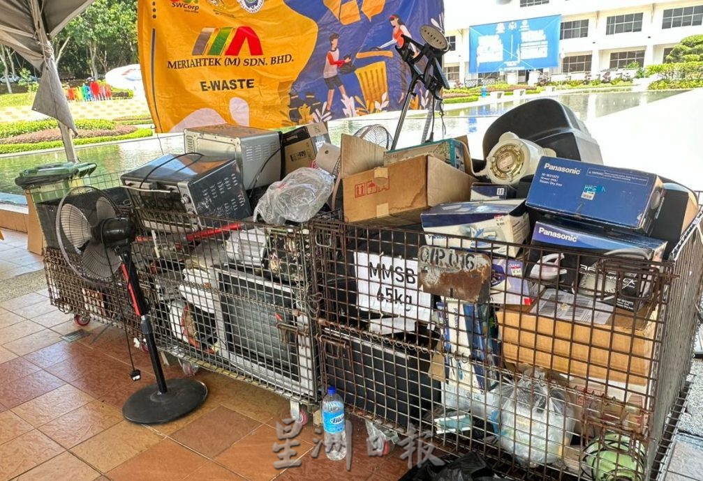 (古城封面主文)甲市政厅回收活动反应佳 冀延长活动时间推广环保