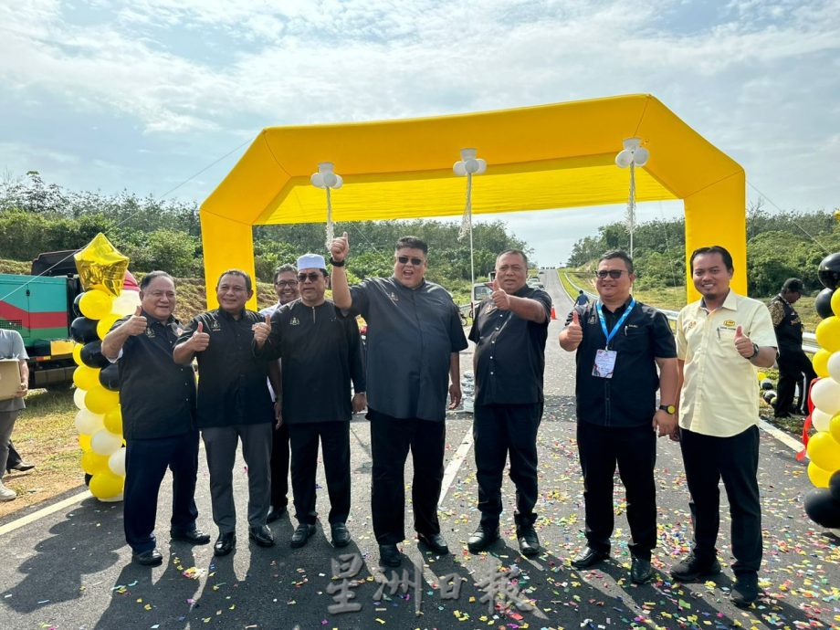 (古城封面主文)甲拟在6路口分阶段落实“无右转”措施