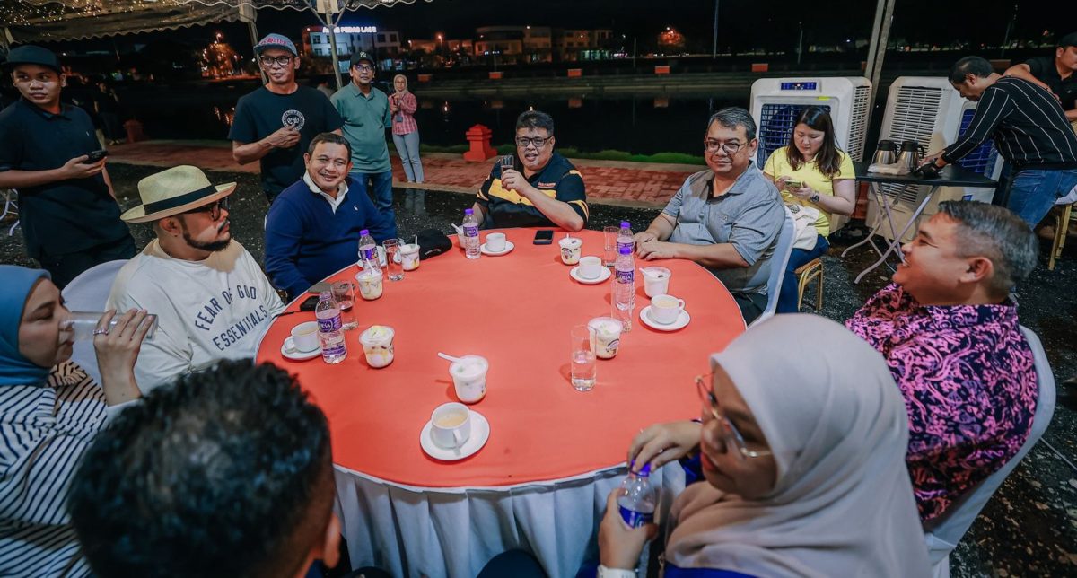 (古城版)“美食工厂”10令吉套餐引起抢购