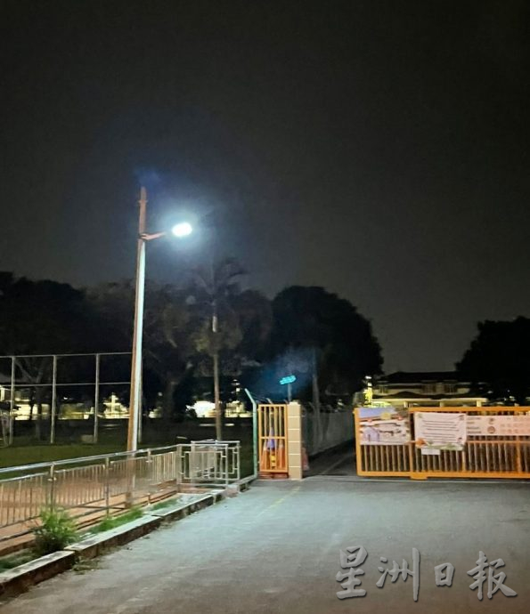 (古城第三版主文)学校路段获安装照明设施让家长感安心