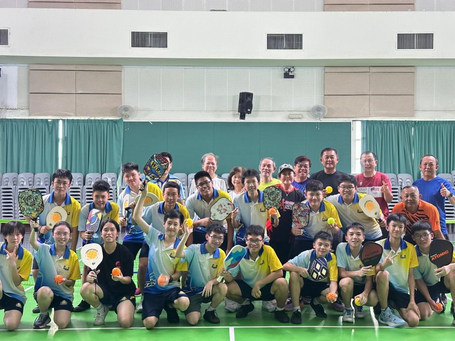 (大北马)匹克球热潮席卷大马 羽球场也打匹克球