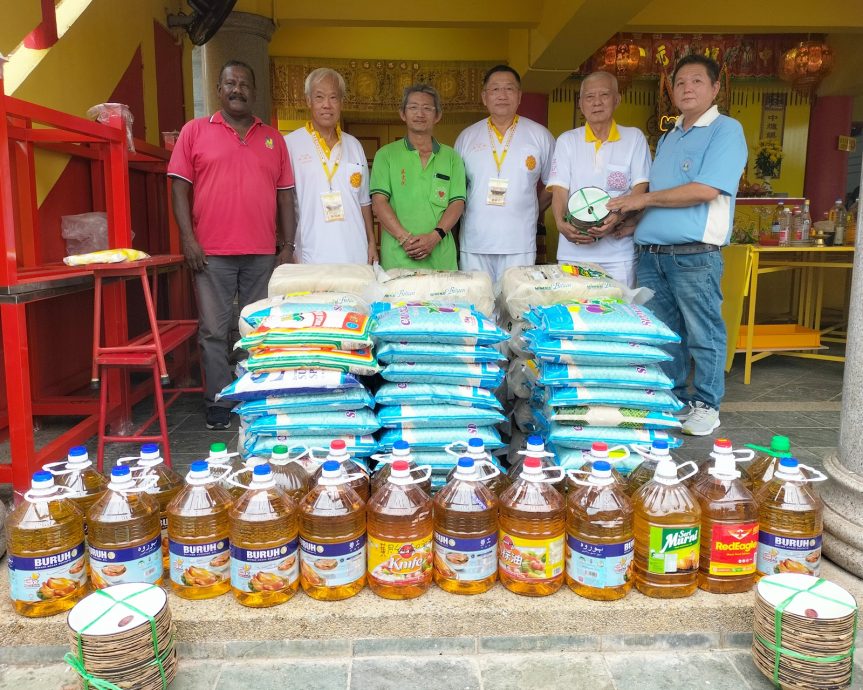 (大北马)头条路斗母宫布施予3家慈善机构