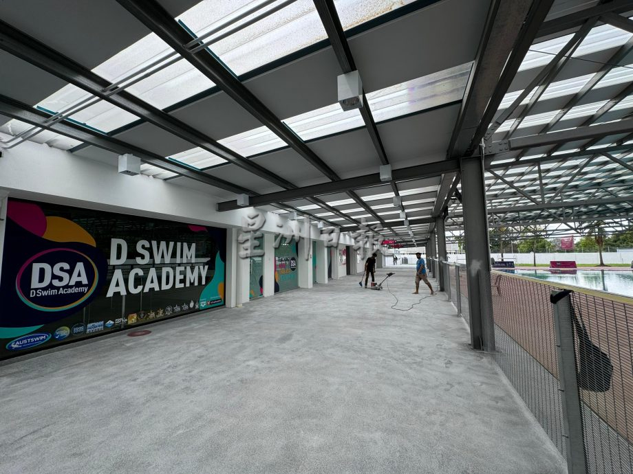 (大北马)诗不朗再也公共游泳池再次展迟开放。