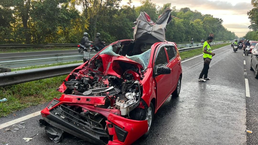 (大北马)轿车失控撞“神手” 48岁女厨当场丧命