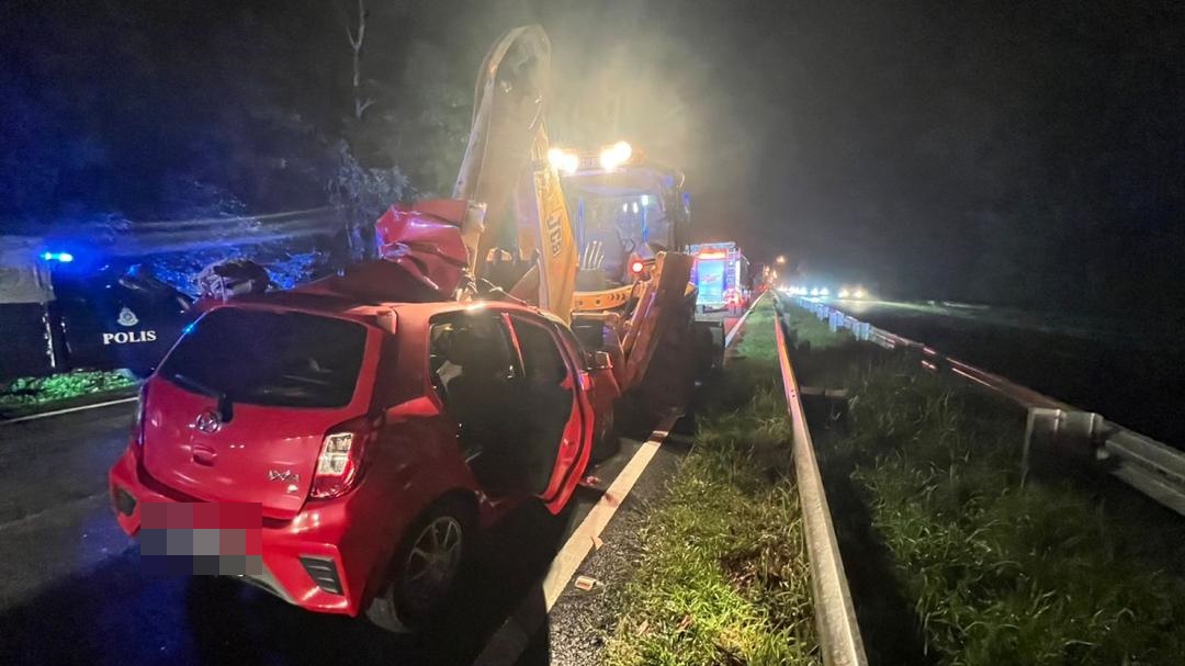 (大北马)轿车失控撞“神手” 48岁女厨当场丧命